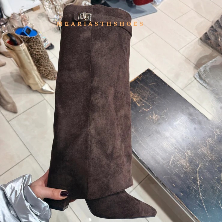 Stivali alti al ginocchio con  - Street Fashion Winter recensione e prezzo