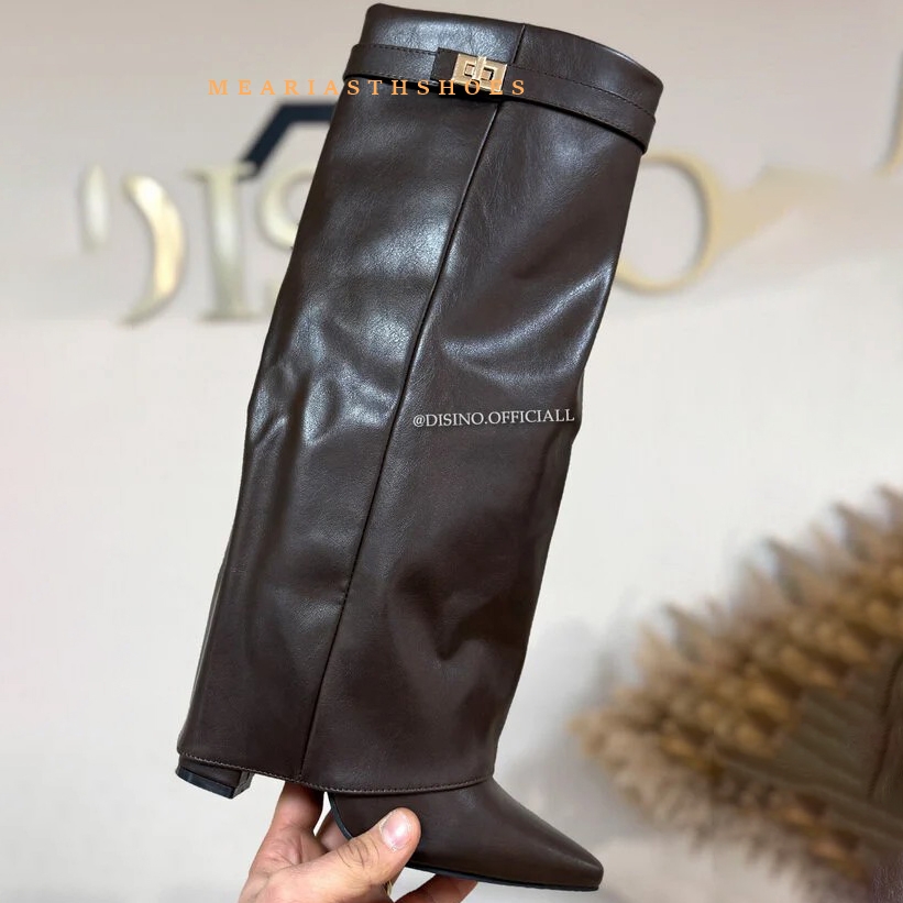 Stivali alti al ginocchio con  - Street Fashion Winter recensione e prezzo