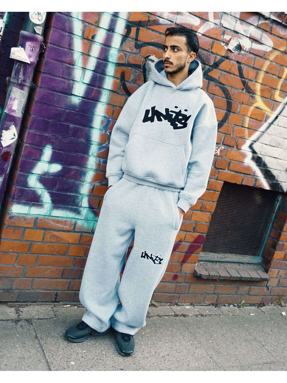 Completo unisex in stile retrò - Street Fashion Winter recensione e prezzo