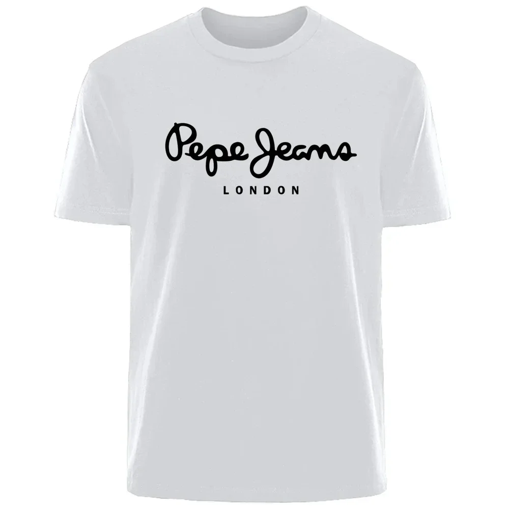 Nuova T-shirt a Maniche Corte  - Street Fashion London 2026 recensione e prezzo
