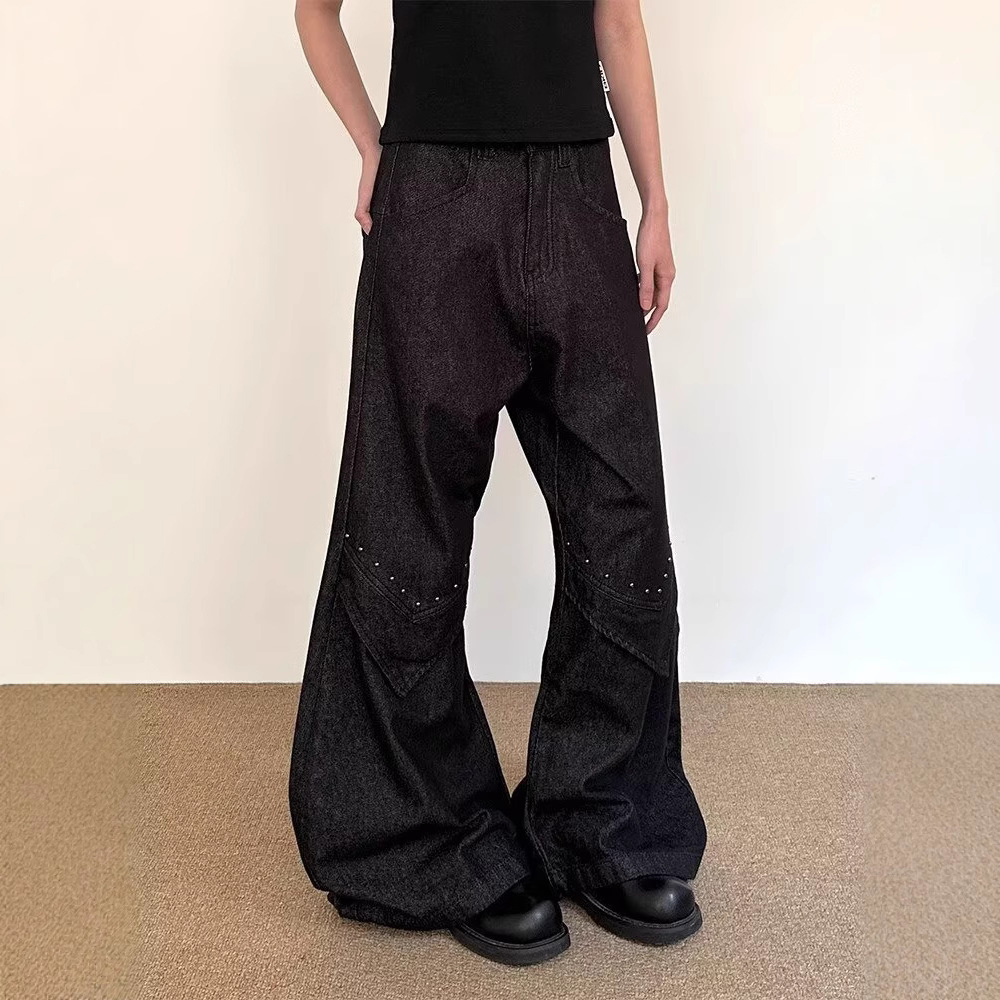 2025 Jeans svasati dritti da u - Street Fashion Trends 2025 recensione e prezzo