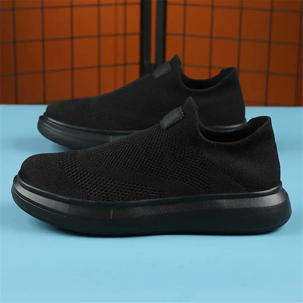 Calze con plateau scarpe marro - Street Fashion In Vietnam recensione e prezzo