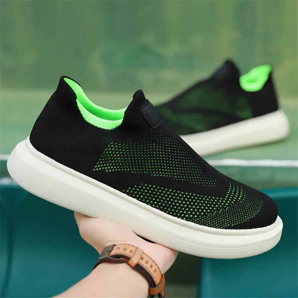 Calze con plateau scarpe marro - Street Fashion In Vietnam recensione e prezzo